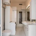 Guesthost - Bright & Scenic Flat 7km From Bellagio Civenna