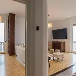 Guesthost - Bright & Scenic Flat 7km From Bellagio Apartamento *