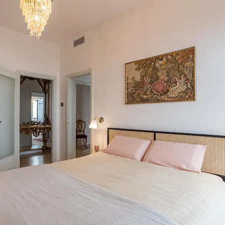 Guesthost - Bright & Scenic Flat 7km From Bellagio Apartamento *